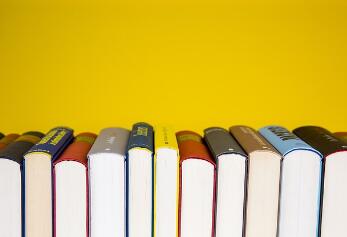 2025年农历二月廿一订婚好吗 是定亲好日子吗